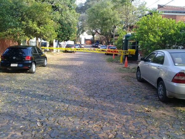 Privatizan una calle - Crónicas Ciudadanas - ABC Color