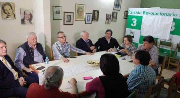 Oposición insistirá con el juicio la próxima semana