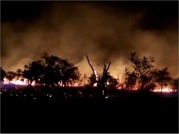Incendio de pastizal dificulta el tránsito en ruta Luque-San Bernardino