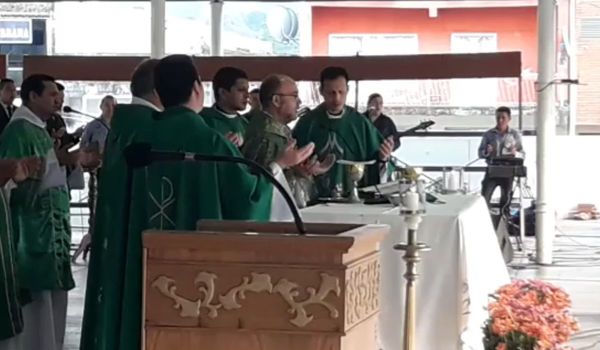Jesuitas del Paraguay lanzan web con material litúrgico en guaraní