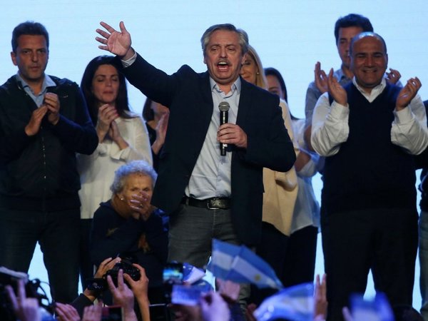 Para Fernández se debe renegociar con FMI y revisar acuerdo Mercosur-UE