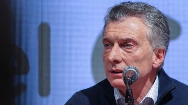 Macri hace cambios en su gabinete para encarar crisis tras derrota electoral - .::RADIO NACIONAL::.