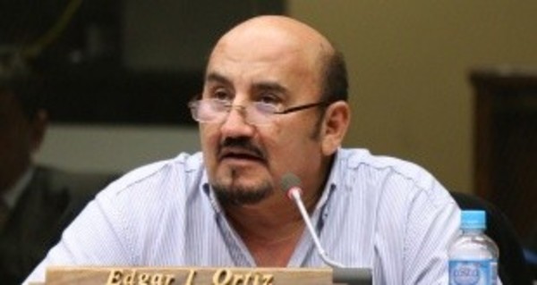 Ya es un tema cerrado, a no ser que Marito 'haga alguna macanada', afirma legislador