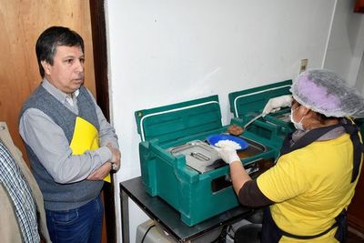 Verifican alimentos que se distribuyen en las escuelas de Guairá - Nacionales - ABC Color