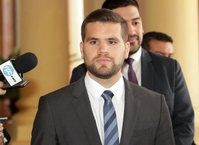 Ejecutivo dispone cambios en el Consejo de Administración del IPS | .::Agencia IP::.
