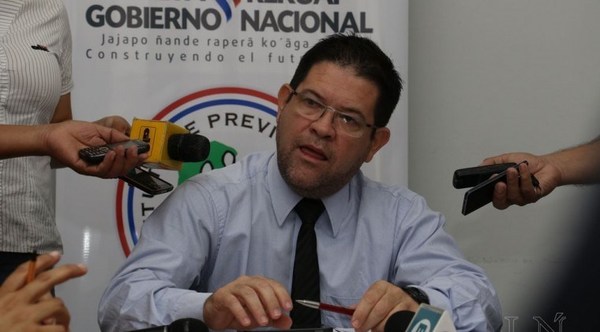 ABDO REMUEVE DEL CARGO AL TITULAR DEL IPS Y A LOS CONSEJEROS