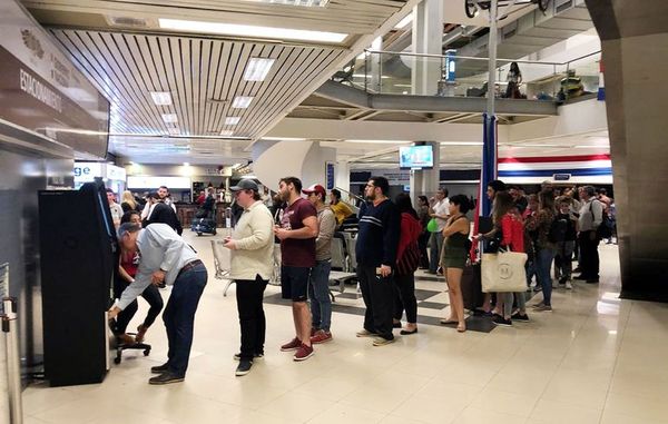 Dinac: aseguran que hay equipos para pago de estacionamiento en aeropuerto - La Primera Mañana - ABC Color