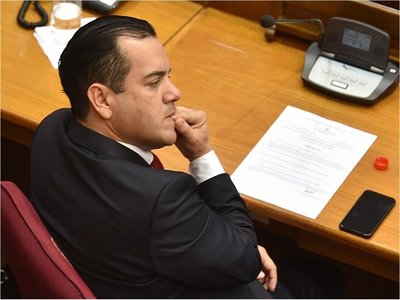 Friedmann, dispuesto a sacrificar su banca por la unidad colorada
