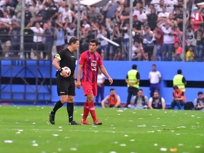 Samaniego habla de su arbitraje en la Nueva Olla y responde a Zapag