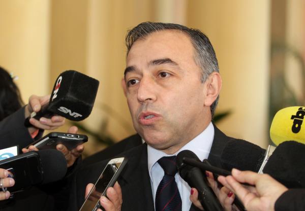 Gobierno ratifica apoyo a productores de tomate - .::RADIO NACIONAL::.