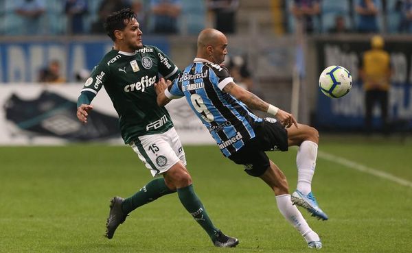 Gremio quiere prolongar mal momento del Palmeiras