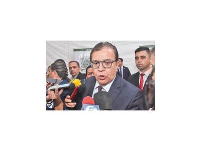 Duarte Frutos reafirma “legitimidad” de su banca y la del ex presidente Cartes