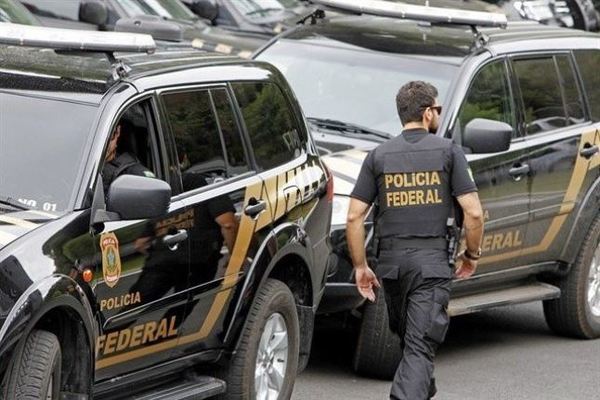 La policía mata a tiros al secuestrador de un micro de pasajeros tras cuatro horas de terror | .::Agencia IP::.