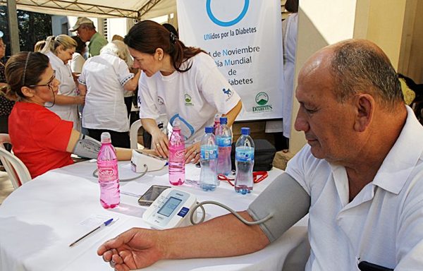Salud lanza concurso para contratar a 616 profesionales de salud