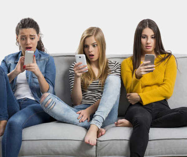 Menores de 16 años no podrán seguir usando WhatsApp