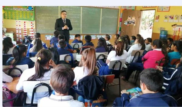 Escuela San Miguel recibe a Salvemos Nuestra Infancia