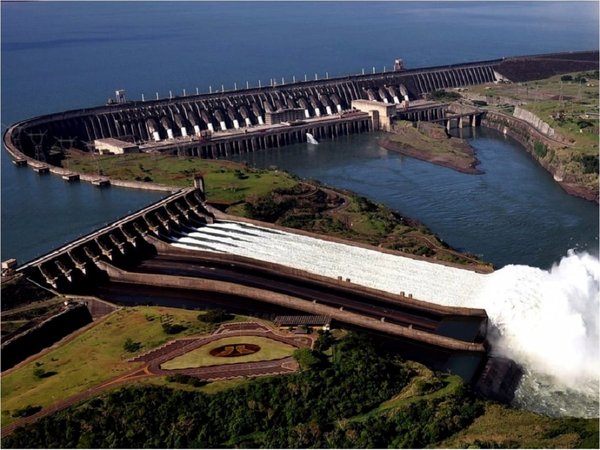 Empresario interesado en energía de Itaipú fue condenado en Brasil