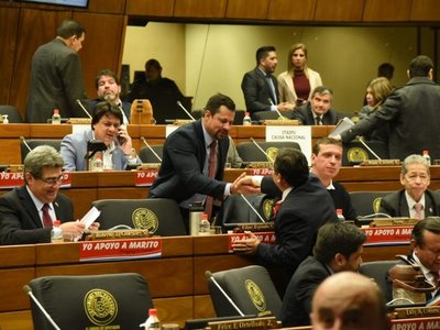 Colorados sepultan juicio político a Abdo Benítez y Hugo Velázquez