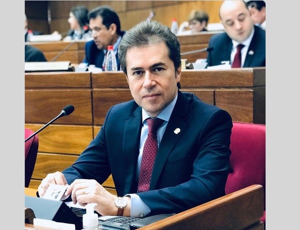Castiglioni retomó su banca en la Cámara de Senadores - ADN Paraguayo