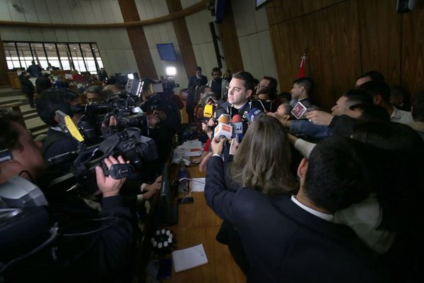 Juicio político no se podrá impulsar por un año, afirmó diputado Alliana - .::RADIO NACIONAL::.