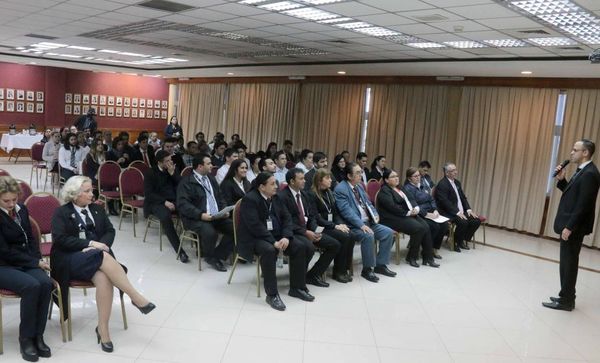 Funcionarios de Marcas y Señales participaron de jornada de reinducción