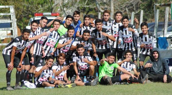 Santaní alcanza la cima de la Sub 16 - Fútbol - ABC Color