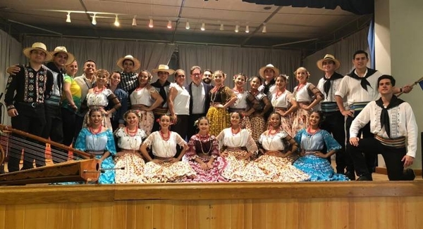 HOY / Elenco folklórico lleva la música paraguaya a Francia