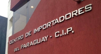 HOY / Importadores alertan por clima de recesión e inoperancia de lucha contra el contrabando