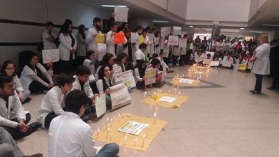 Estudiantes de Medicina piden cuidar salud mental