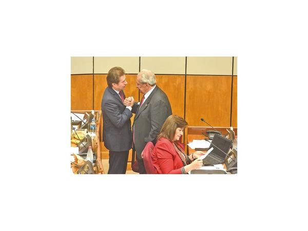 Retornó Castiglioni y culpa al sistema de comunicación