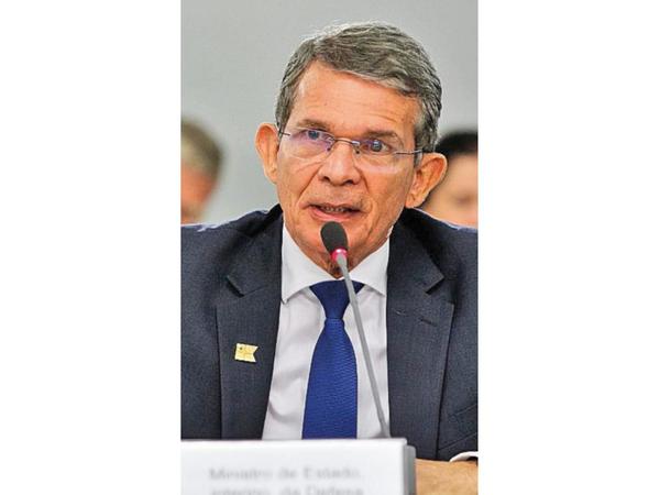 Director brasileño de Itaipú confía en una solución en breve