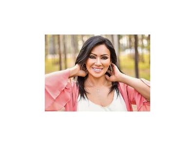 Mirta Noemí invita al recital Paraguay canta y encanta 2