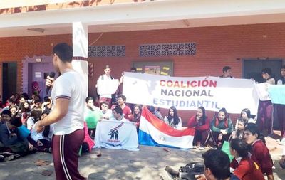 Técnico Javier se suma a las protestas contra Petta - Locales - ABC Color