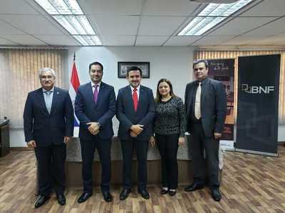 BNF reduce interés en compra de deudas para docentes y funcionarios del MEC | .::Agencia IP::.