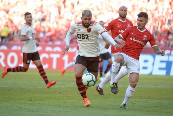 HOY / Un Flamengo con perfil europeo recibe al Internacional de Paolo Guerrero