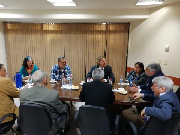 Diputado brasileño se reúne con legisladores paraguayos, en el marco de la investigación por acuerdo secreto sobre Itaipú - ADN Paraguayo