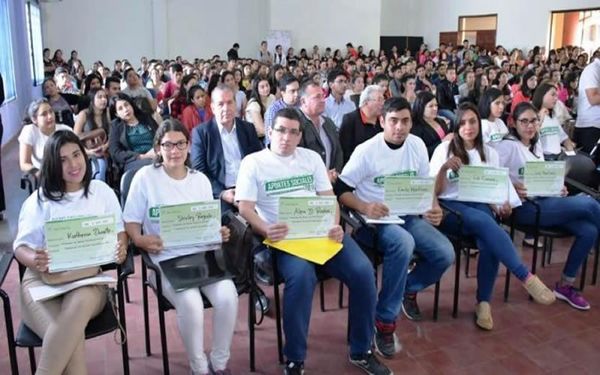 Este sábado se paga becas EBY y de la Gobernación de Misiones - Digital Misiones