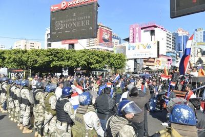 Piden evitar movilizaciones en zona céntrica de Ciudad del Este - Nacionales - ABC Color