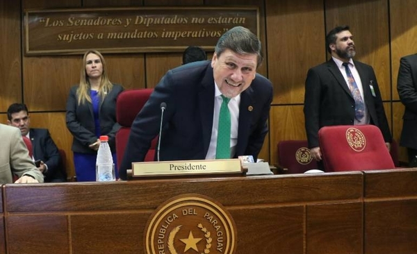 HOY / Llano evita sentar postura sobre senaduría de Friedmann