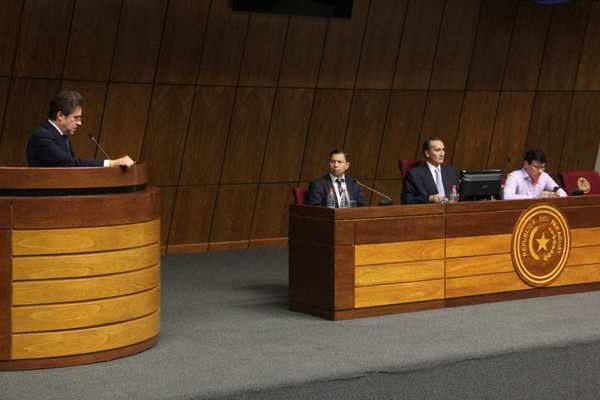 Acta entreguista: Castiglioni tira la pelota al embajador, y en Congreso vislumbran su virtual expulsión - ADN Paraguayo