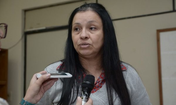 Yolanda Pareces renuncia a su cargo como directora de RR.HH. de la comuna de CDE