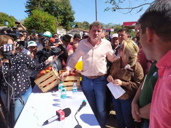 Desactivan manifestación de tomateros