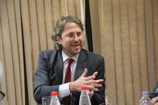 Diputado considera que vinculación de Bolsonaro en el negociado es evidente