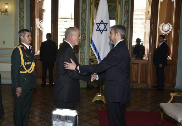 Nuevo embajador israelí presenta cartas credenciales - Nacionales - ABC Color