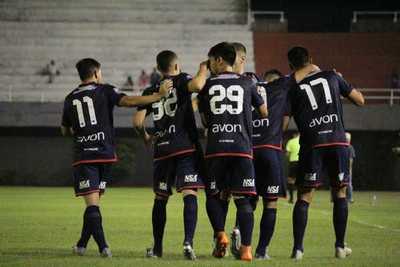Nacional supera el susto y avanza en la Copa Paraguay