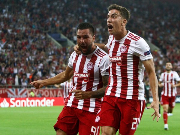 El Zagreb y el Olympiacos toman la iniciativa