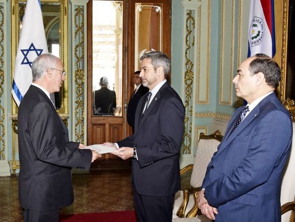 Embajador israelí pyahu opresenta carta credencial mburuvicha guasúpe - ABC Remiandu - ABC Color