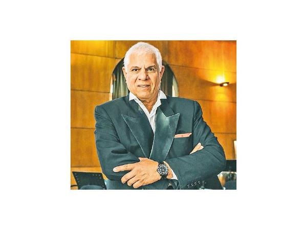 El pianista Lobo Martínez celebra este sábado 55 años de una exitosa carrera