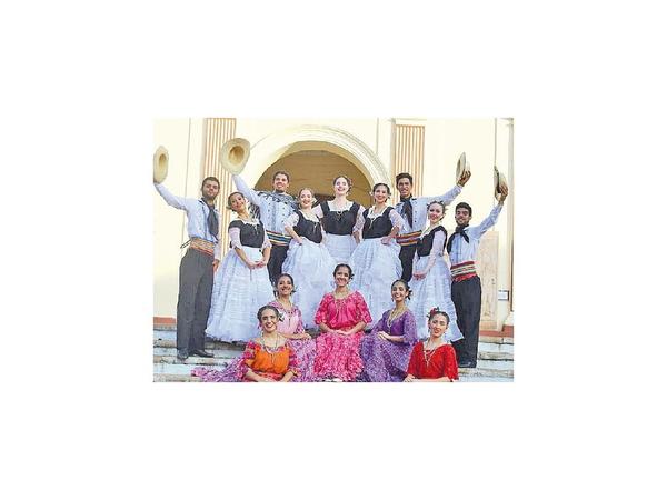 Elencos de danza y música se lucen en Día del Folclore
