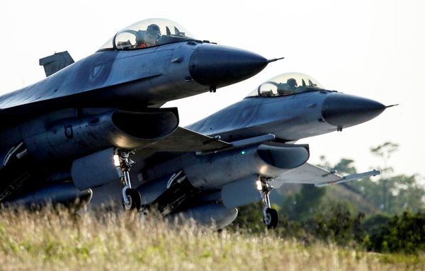 Venta de aviones a Taiwán tensa las relaciones  entre China y EE.UU. - Internacionales - ABC Color